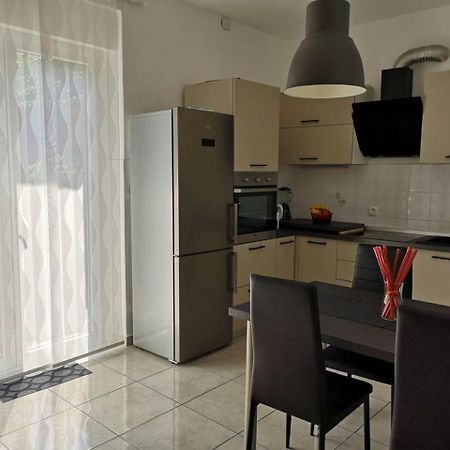 Apartment Mrak Lovran Buitenkant foto